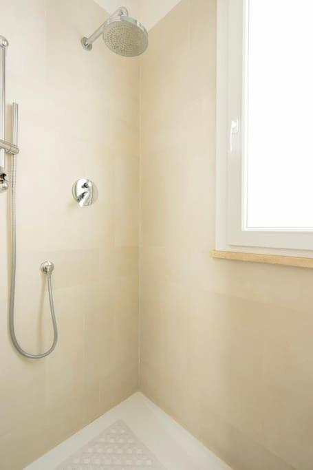 Lb Appartment-a Pochi Passi Da Porta Romana Florencia